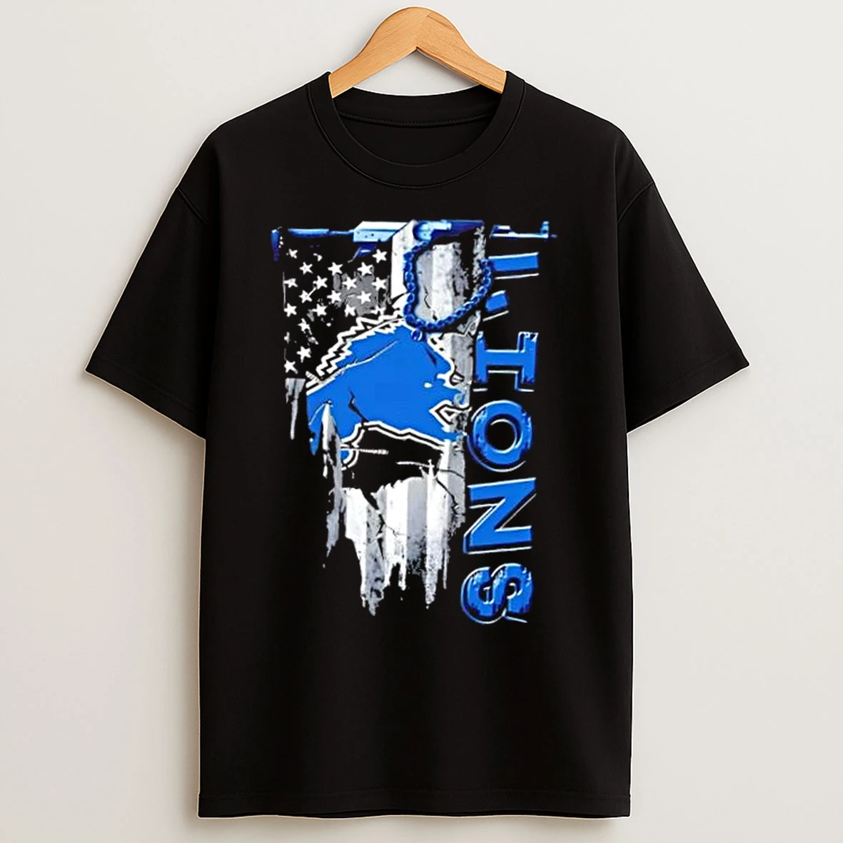 Classic Detroit Lions Football Battle Shattered Usa Flag Rip Design T Shirts