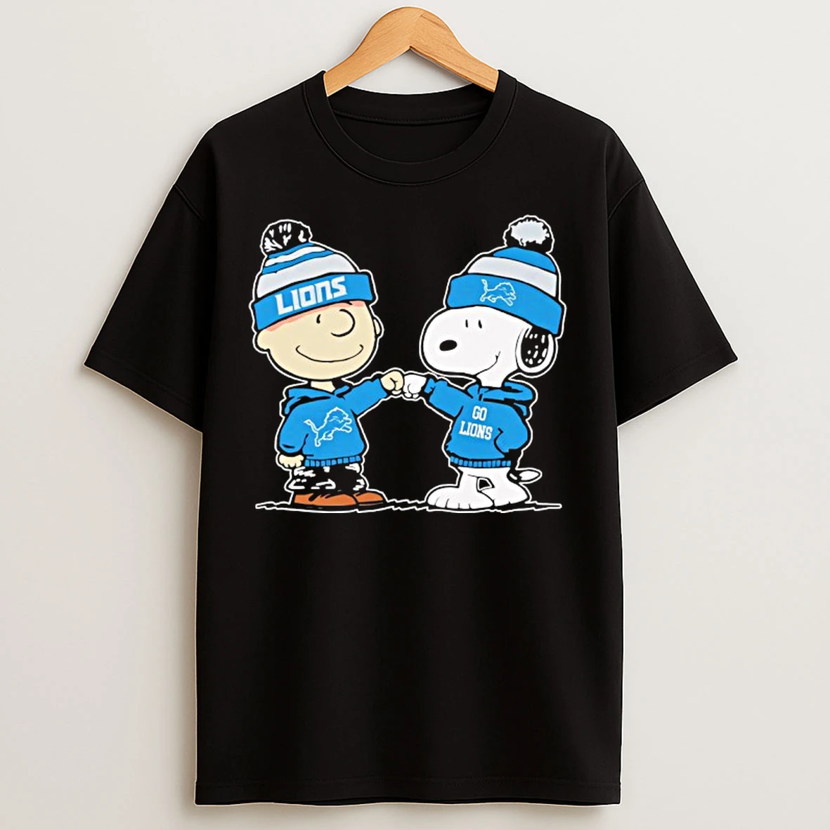 Classic Detroit Lions Snoopy And Charlie Brown Best Friends T Shirts
