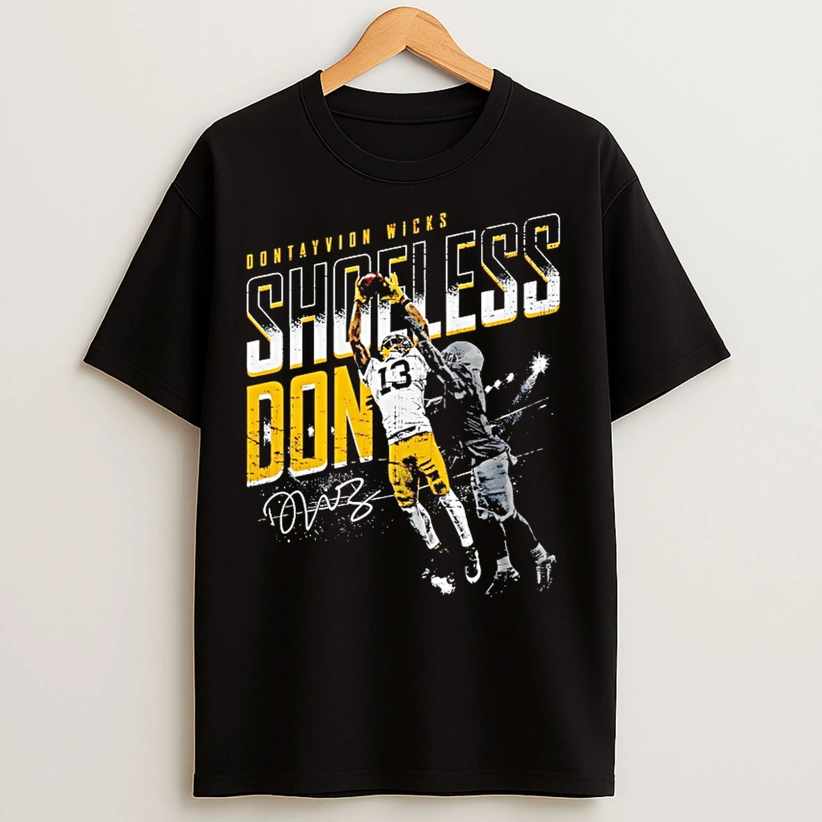 Classic Dontayvion Wicks Green Bay Shoeless Catch T Shirts