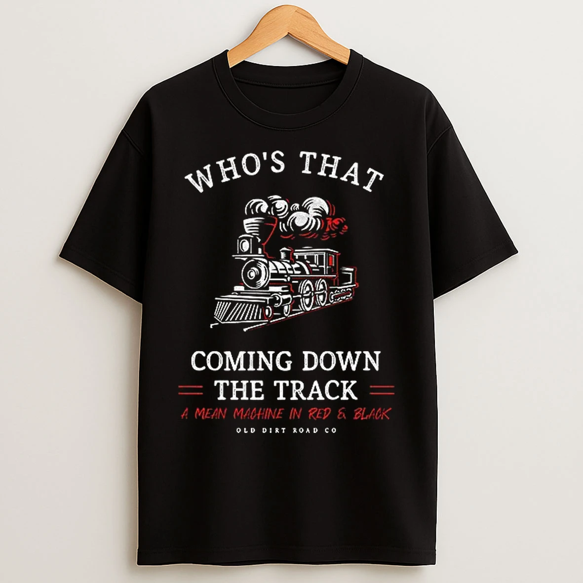 Classic Georgia Whos That Coming Down The Track A Mean Machine In Red Black T Shirts