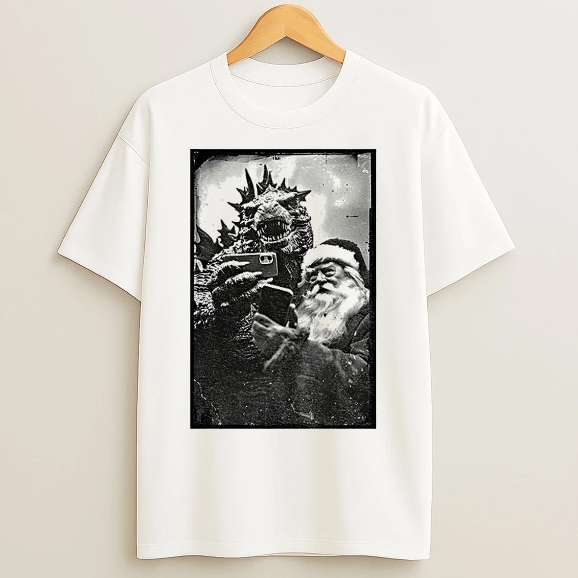 Classic Godzilla Santa Claus Vintage Selfie Photo T Shirts