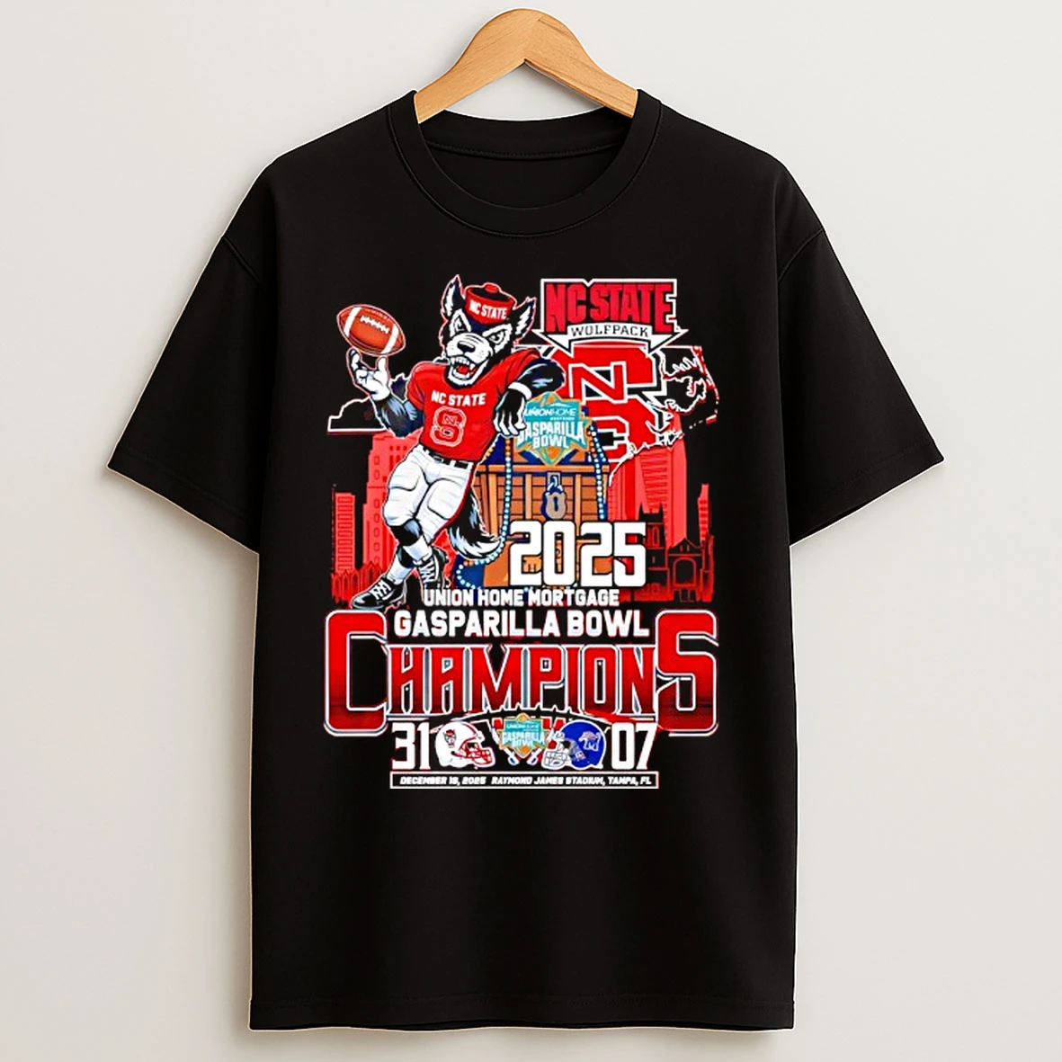 Classic Nc State Wolfpack Gasparilla Bowl 2025 Champions Celebrating T Shirts