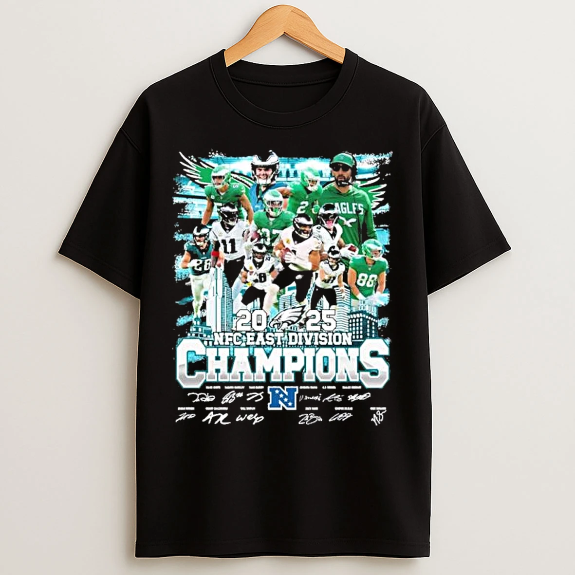 Classic Philadelphia Eagles Team 2025 Nfc East Division Champions Signatures T Shirts