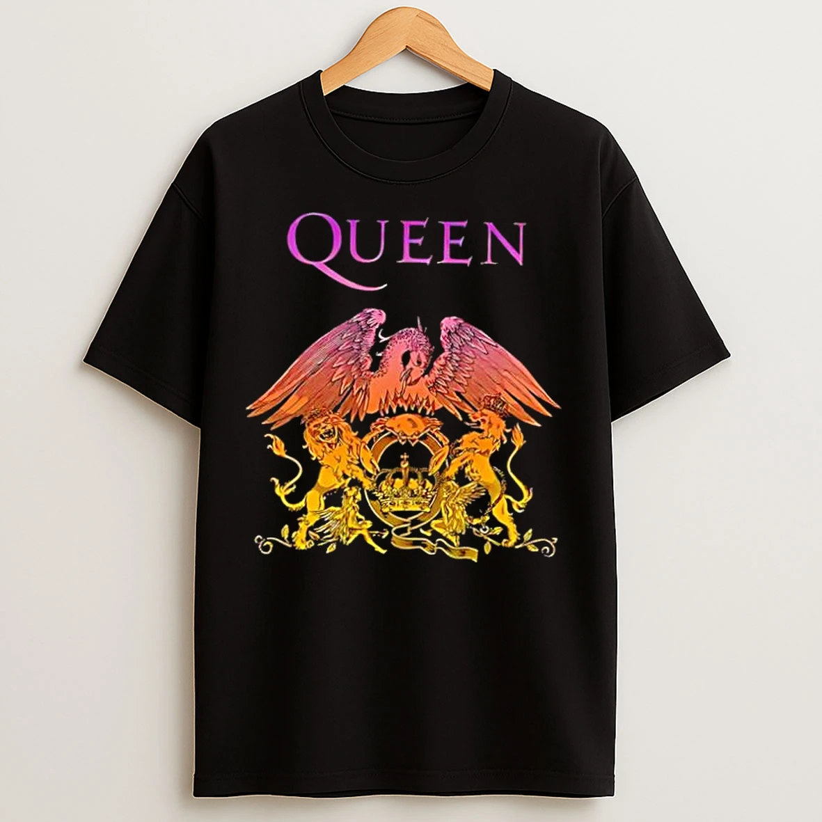 Classic Queen Gradient Crest Retro Stylish T Shirts
