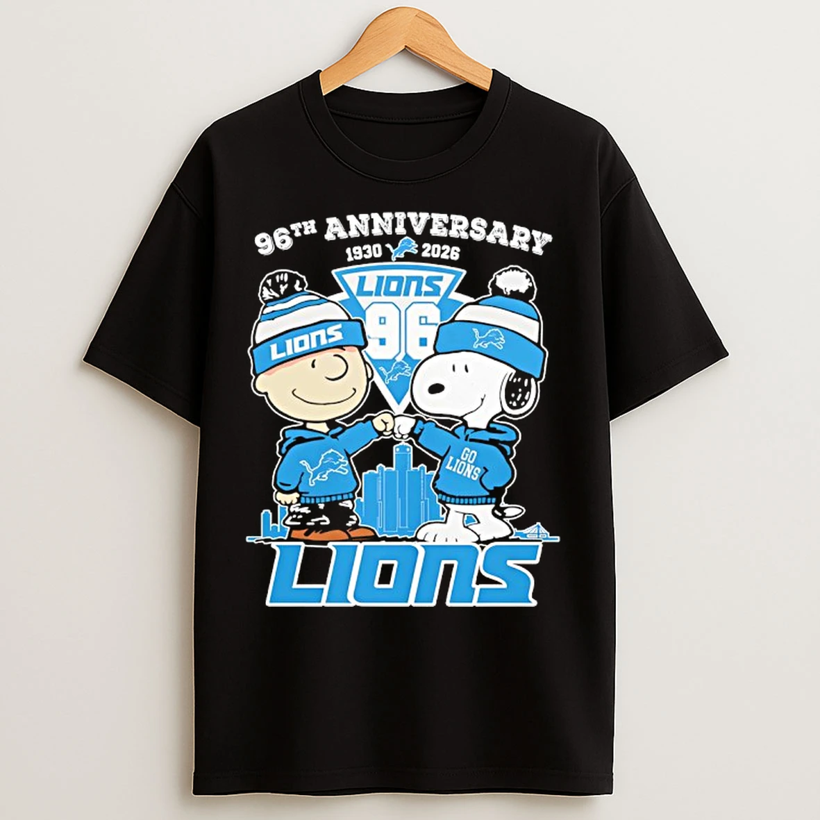 Classic Snoopy And Charlie Brown Detroit Lions Football 96th Anniversary 96 Seasons T Shirts