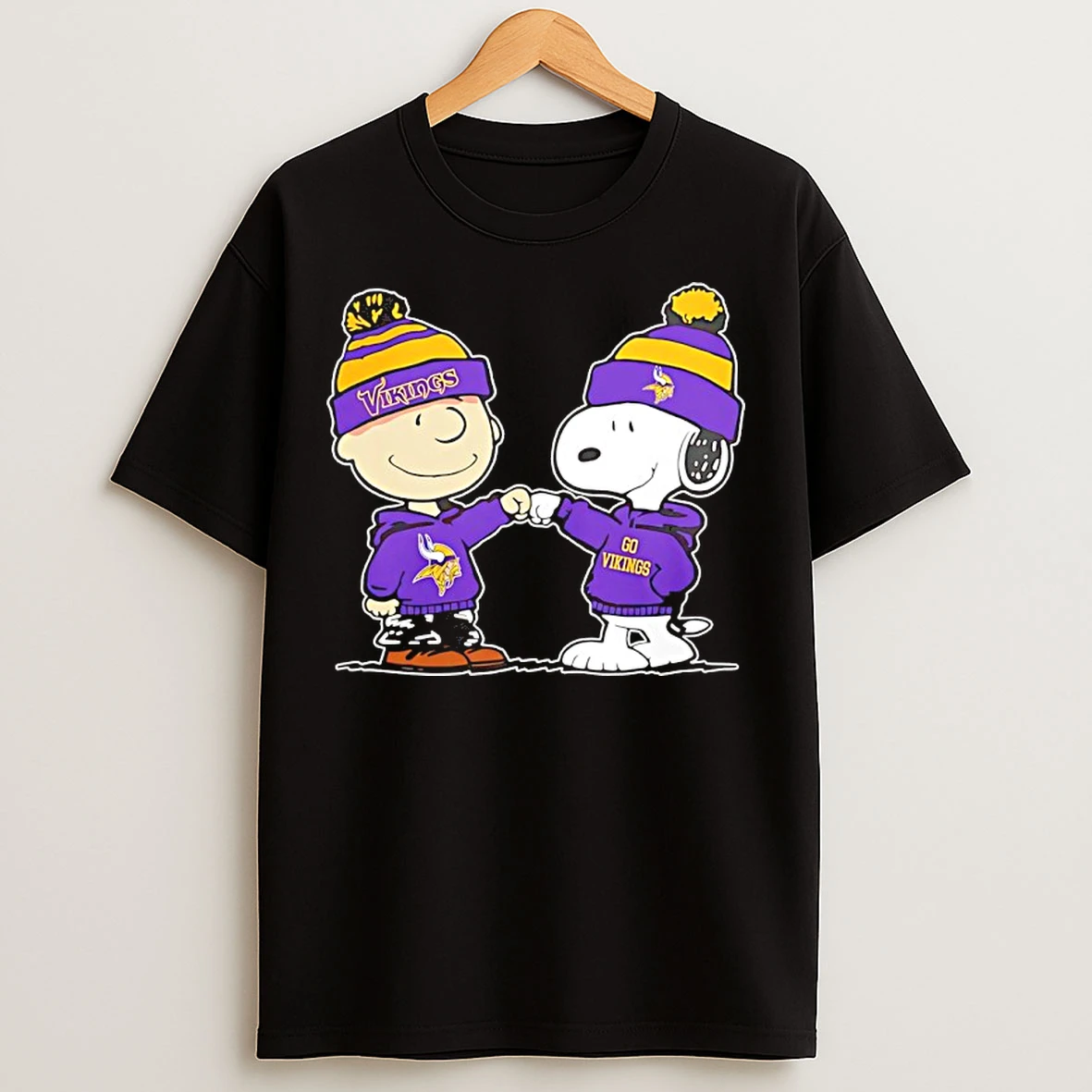 Classic Snoopy And Charlie Brown Go Minnesota Vikings T Shirts