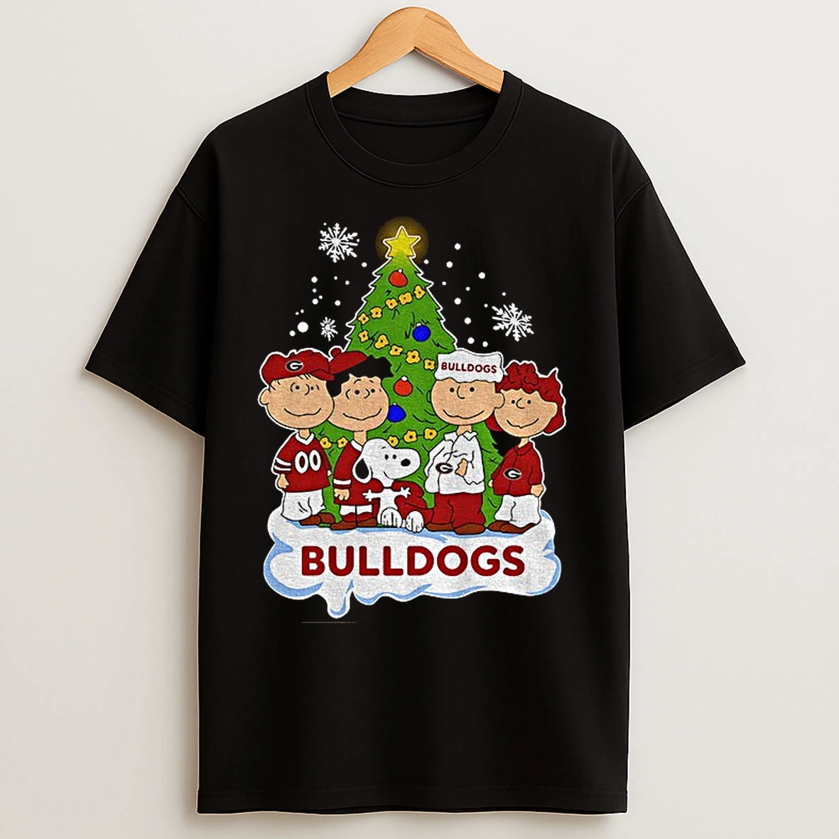 Classic Snoopy And Peanuts Georgia Bulldogs Football 2025 Merry Christmas T Shirts