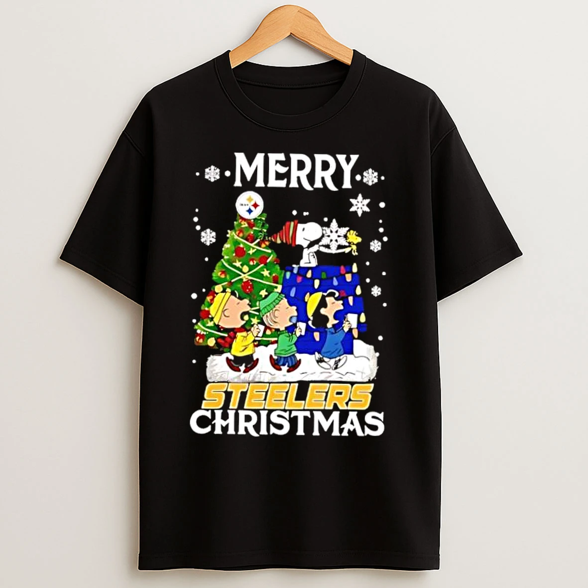 Classic Snoopy And Friends Merry Pittsburgh Steelers Christmas Cute Cartoon T Shirts