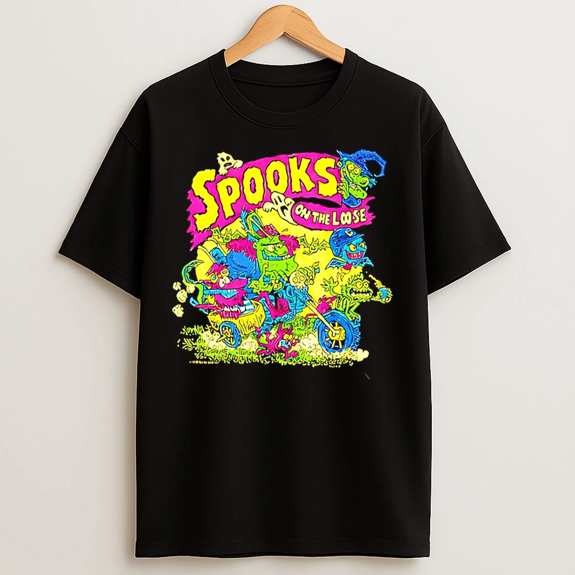 Classic Spooks On The Loose Zombie T Shirts