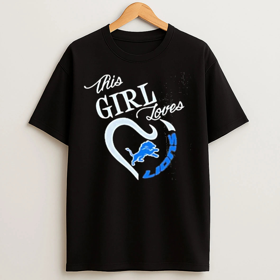 Classic This Girl Loves Detroit Lions T Shirts