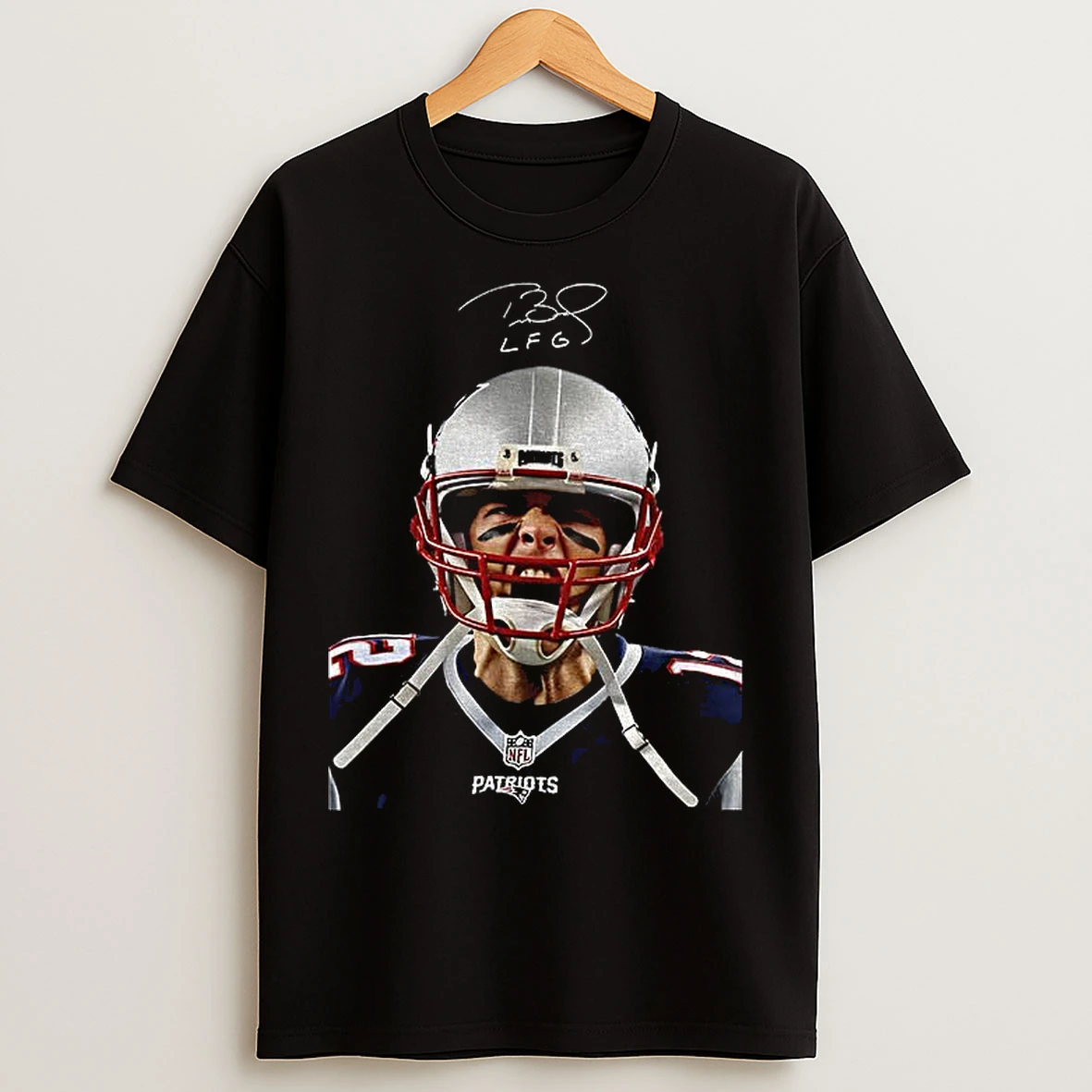 Classic Tom Brady Tampa Bay Buccaneers Football Nfl Signature 2025 T Shirts