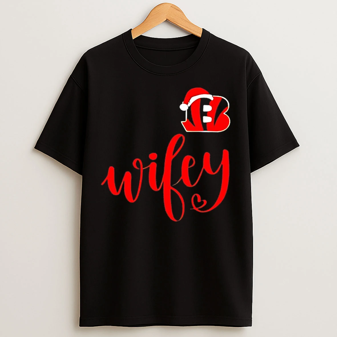 Classic Wifey Cincinnati Bengals Santa Hat Merry Christmas T Shirts