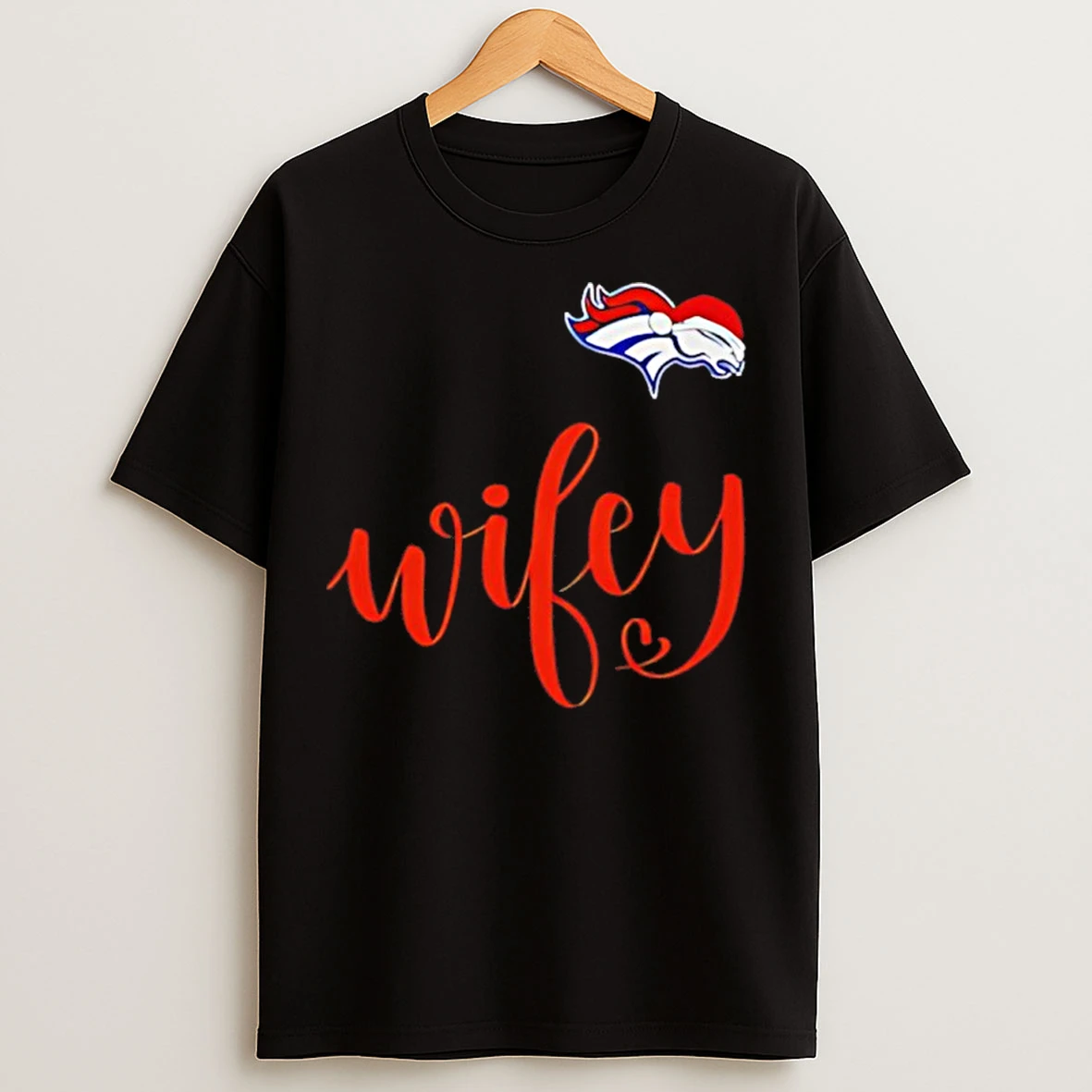 Classic Wifey Denver Broncos Santa Hat Merry Christmas T Shirts