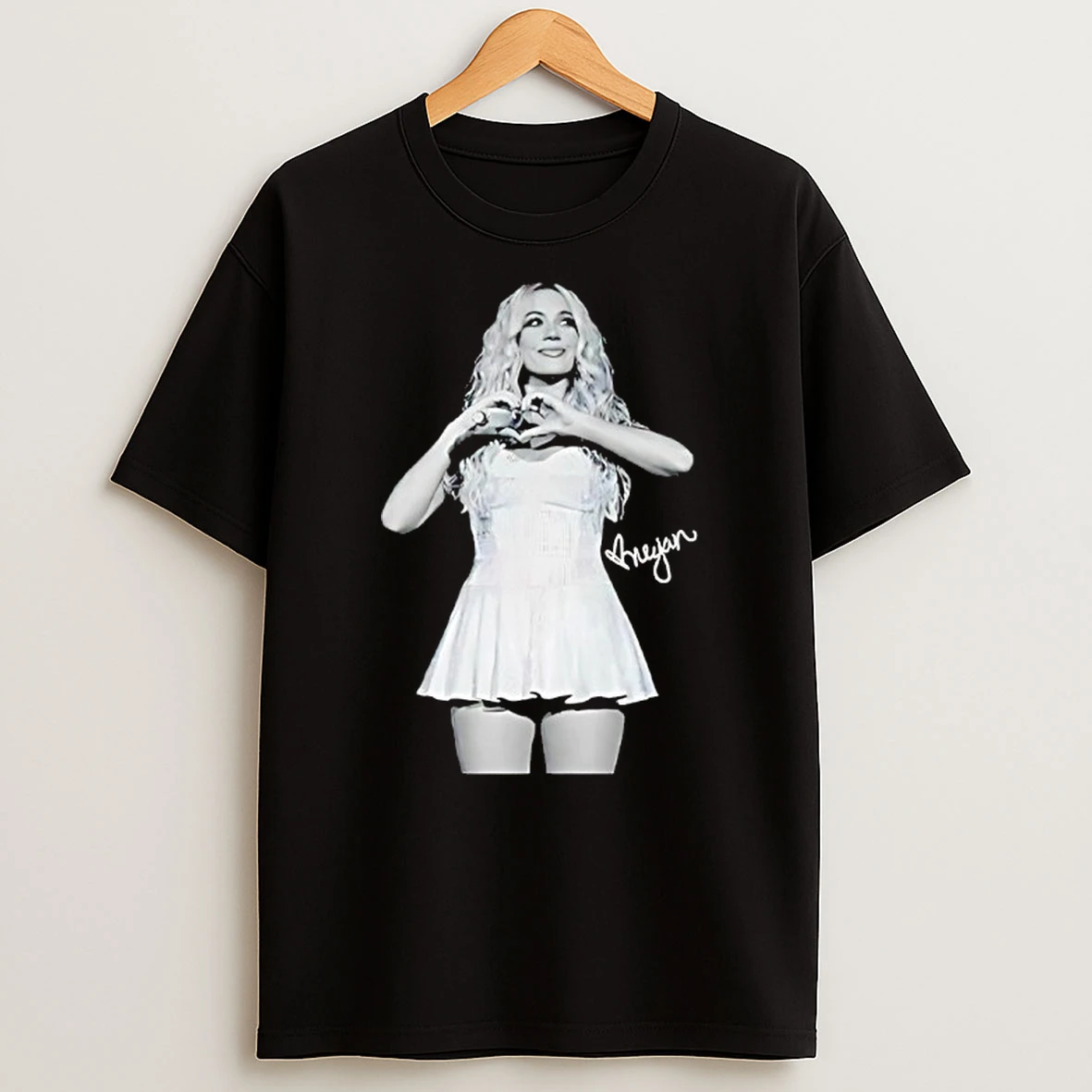 Megan Moroney Heart Hand Signature Shirts