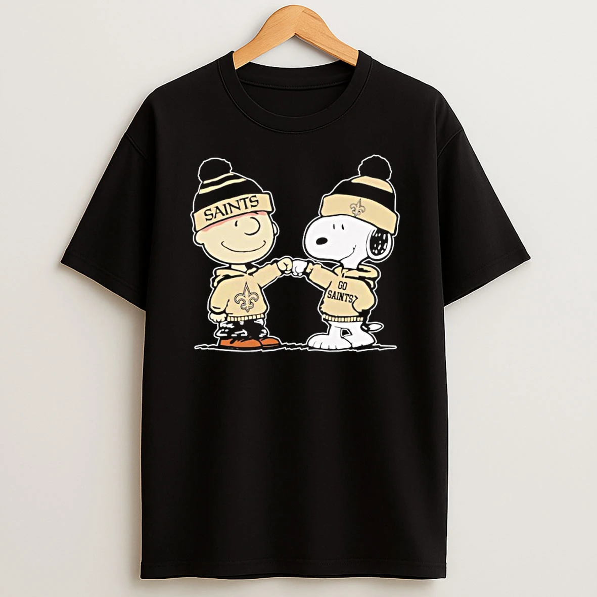 New Orleans Saints Snoopy And Charlie Brown Best Friends Shirts