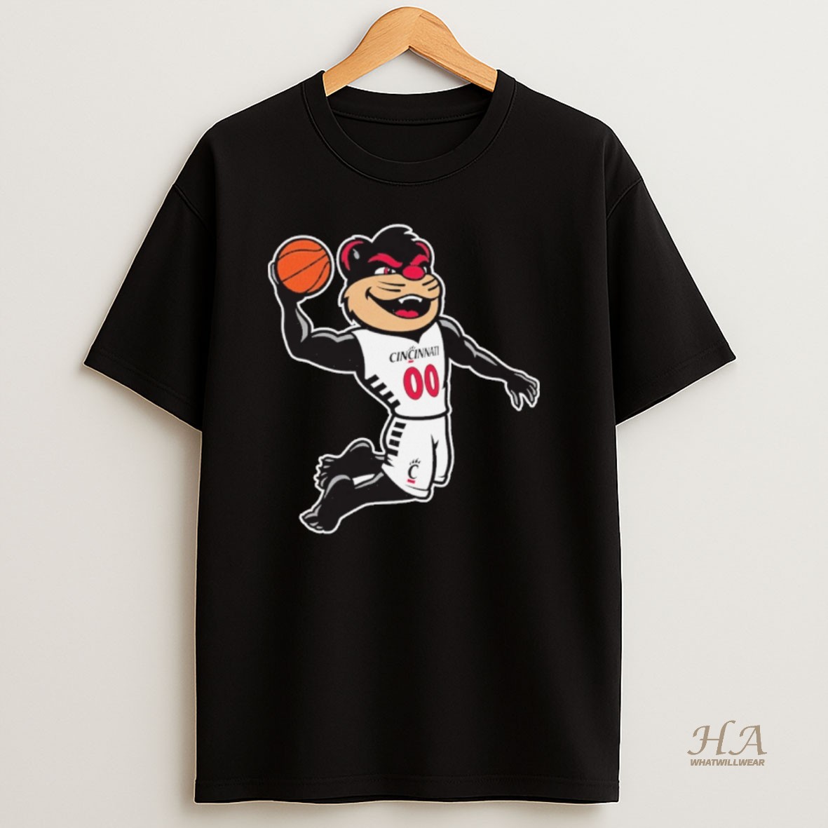 Official 2025 Cincinnati Bearcats Mascot Basketball Specific Pose T Shirt