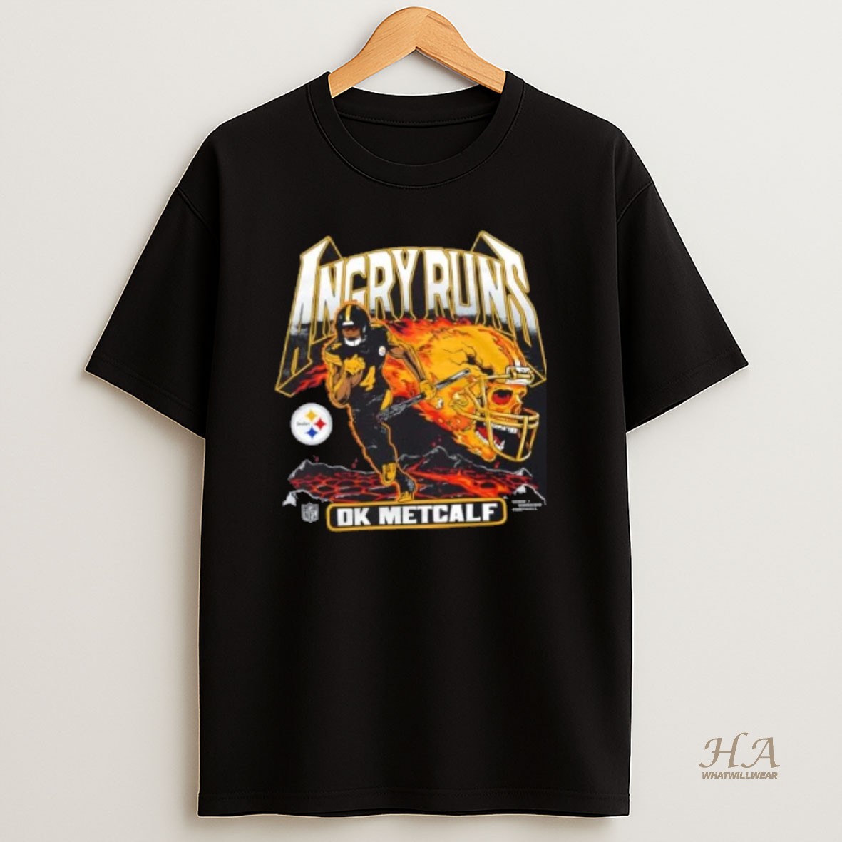 Official Angry Runs 2025 Pittsburgh Steelers Dk Metcalf Skul Helmet Football T Shirt
