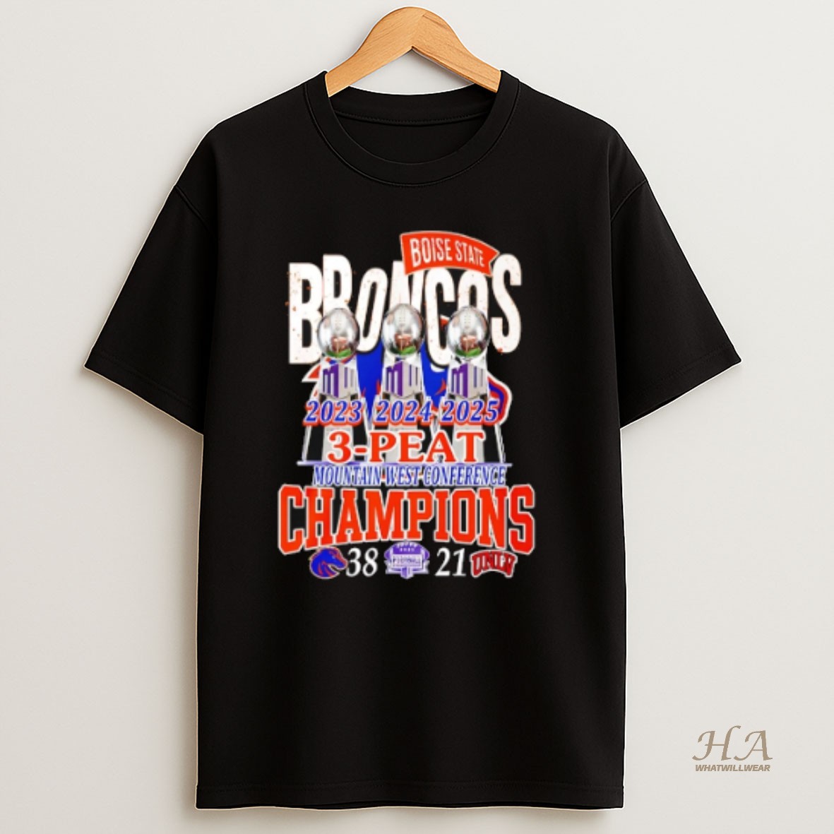 Official Boise State Broncos 2025 Mountain West Champions 3 Peat 23 24 25 Shirt