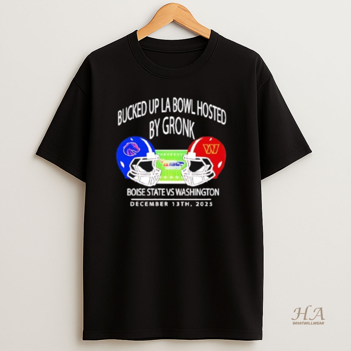 Official Boise State Broncos Vs Washington Huskies 2025 Bucked Up La Bowl Helmets Shirt