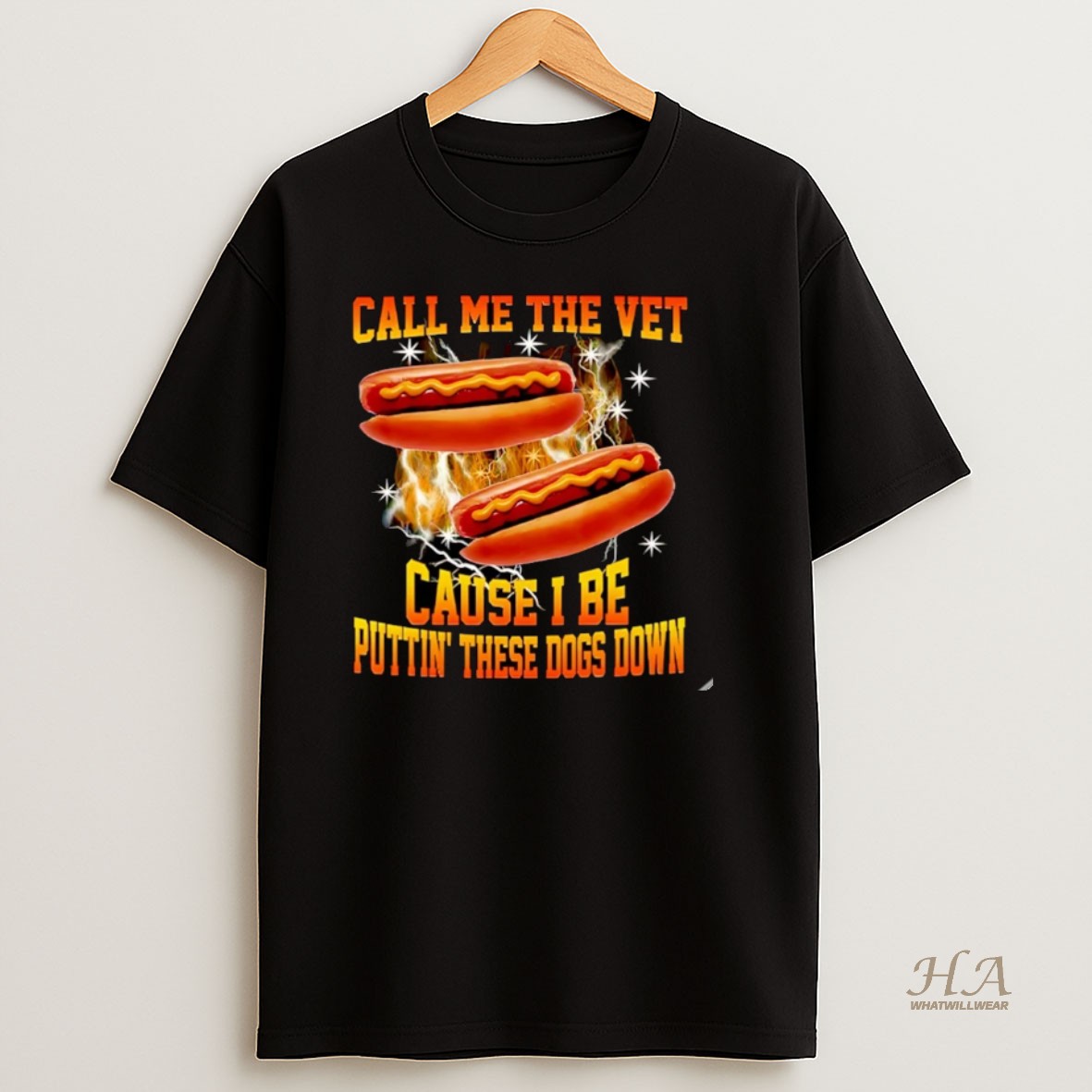 Official Call Me The Vet Cause I Be Puttin These Dogs Down Christmas T Shirt