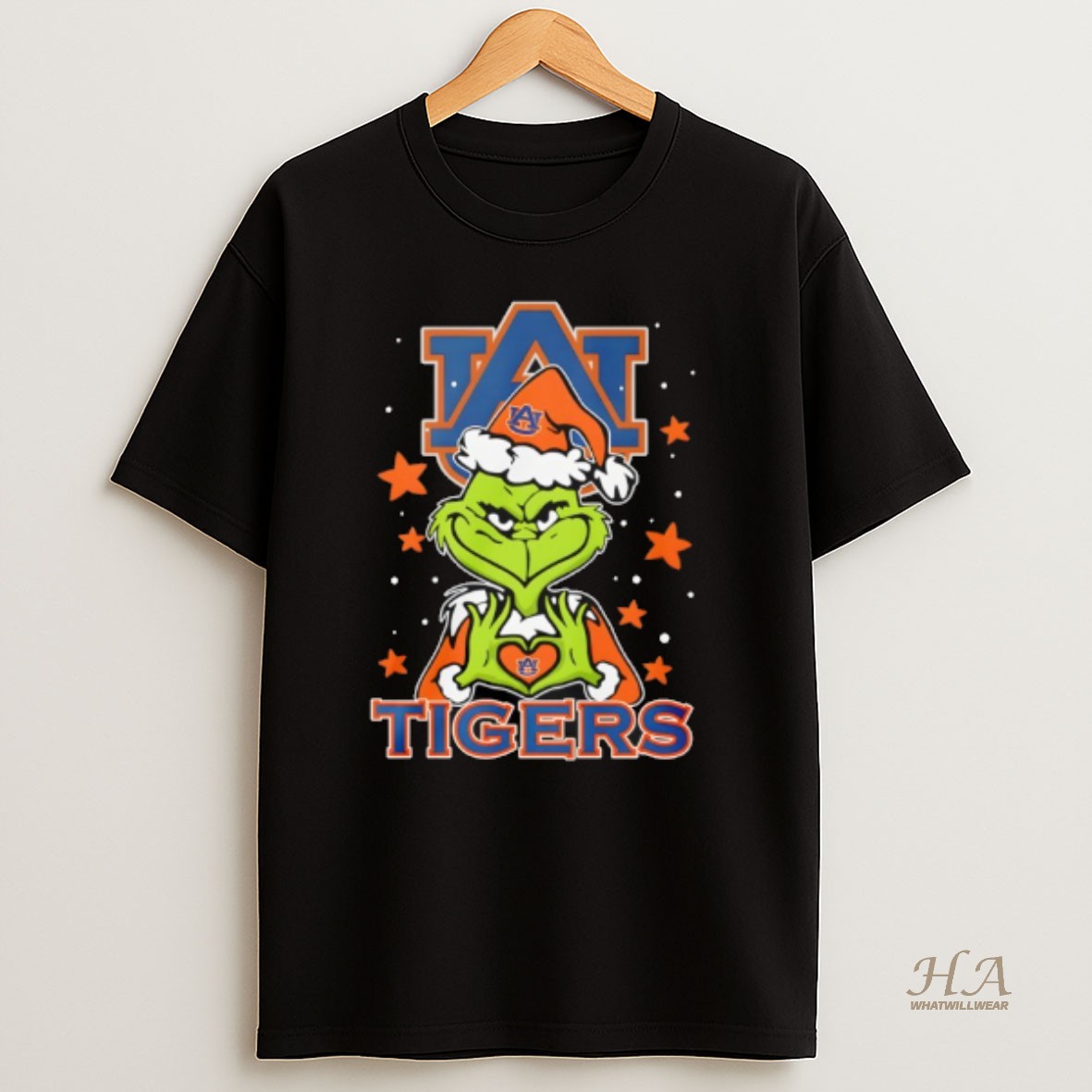 Official Grinch Auburn Tigers Hand Heart T Shirt