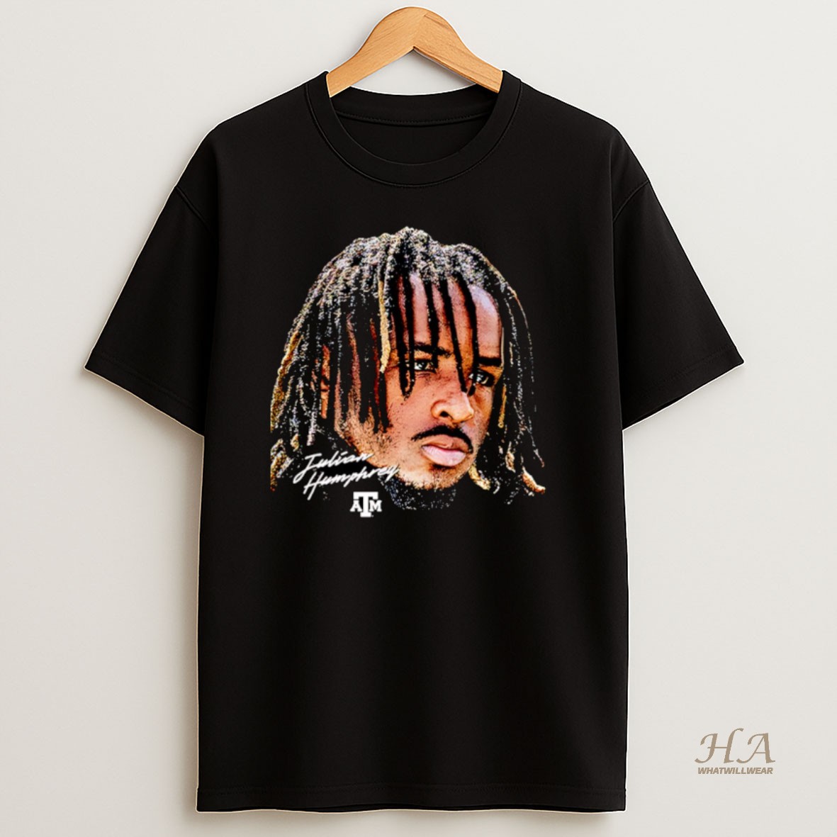 Official Julian Humphrey Texas Am Basketball Game Face Christmas Shirt
