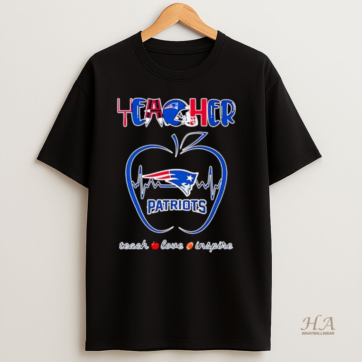 Official New England Patriots Teach Love Inspire Apple Heartbeat T Shirt