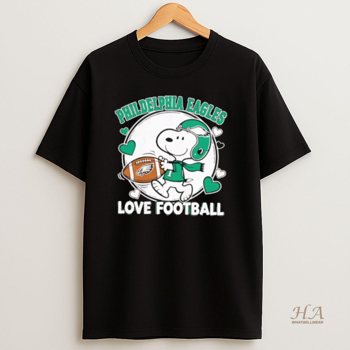 Official Philadelphia Eagles Snoopy Love Football Cute Peanuts T Shirt