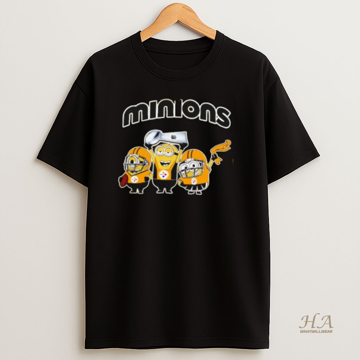 Official Pittsburgh Steelers X Minions Celebrate Nfl 2026 T Shirt