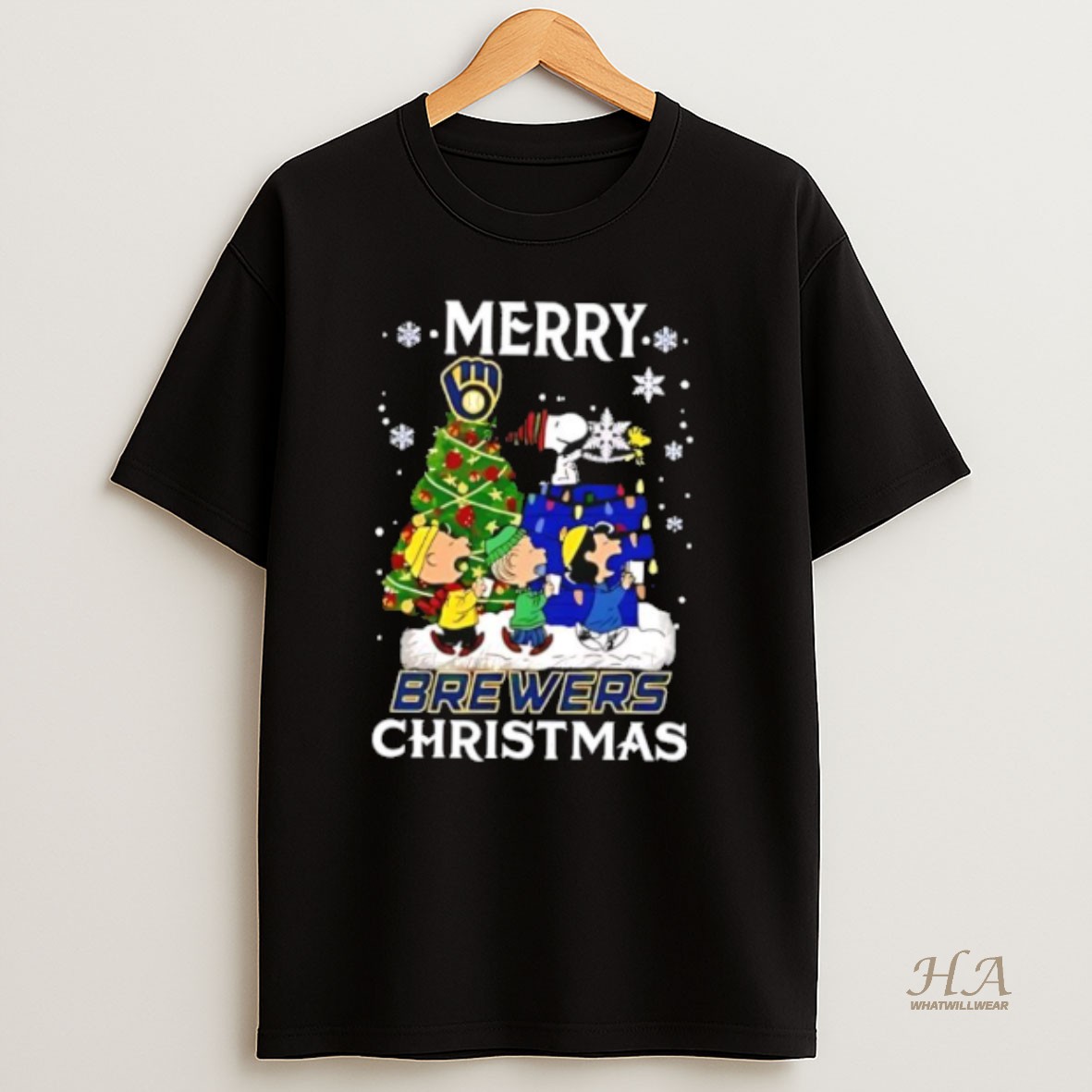 Official Snoopy And Friends Merry Milwaukee Brewers Christmas T Shirt