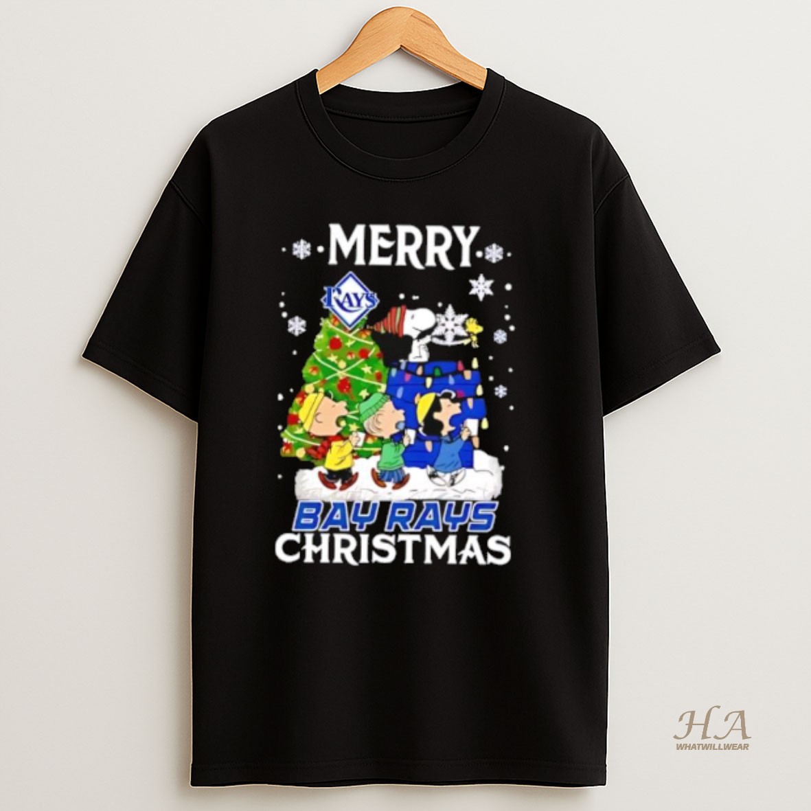 Official Snoopy And Friends Merry Tampa Bay Rays Christmas T Shirt