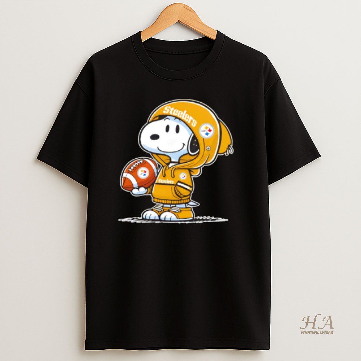 Official Snoopy Wears Pittsburgh Steelers Football T Shirt