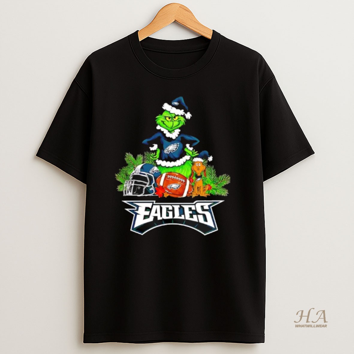 Official The Grinch And Max Philadelphia Eagles Christmas Helmet Items T Shirt