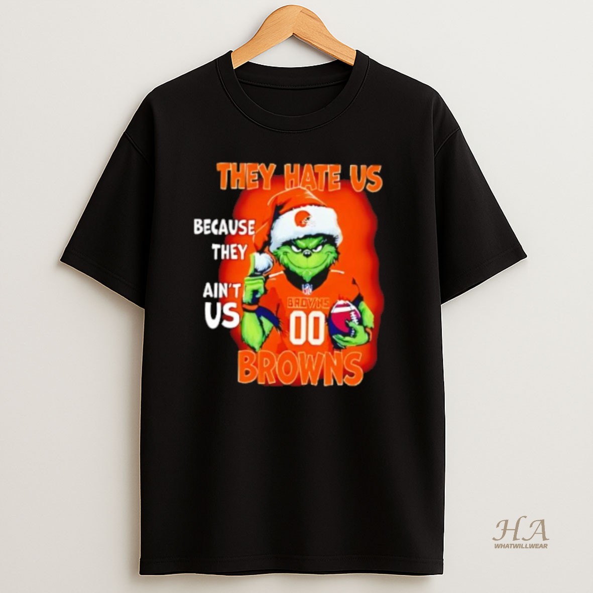 Official They Hate Us Because They Aint Us Cleveland Browns Grinch Santa T Shirt
