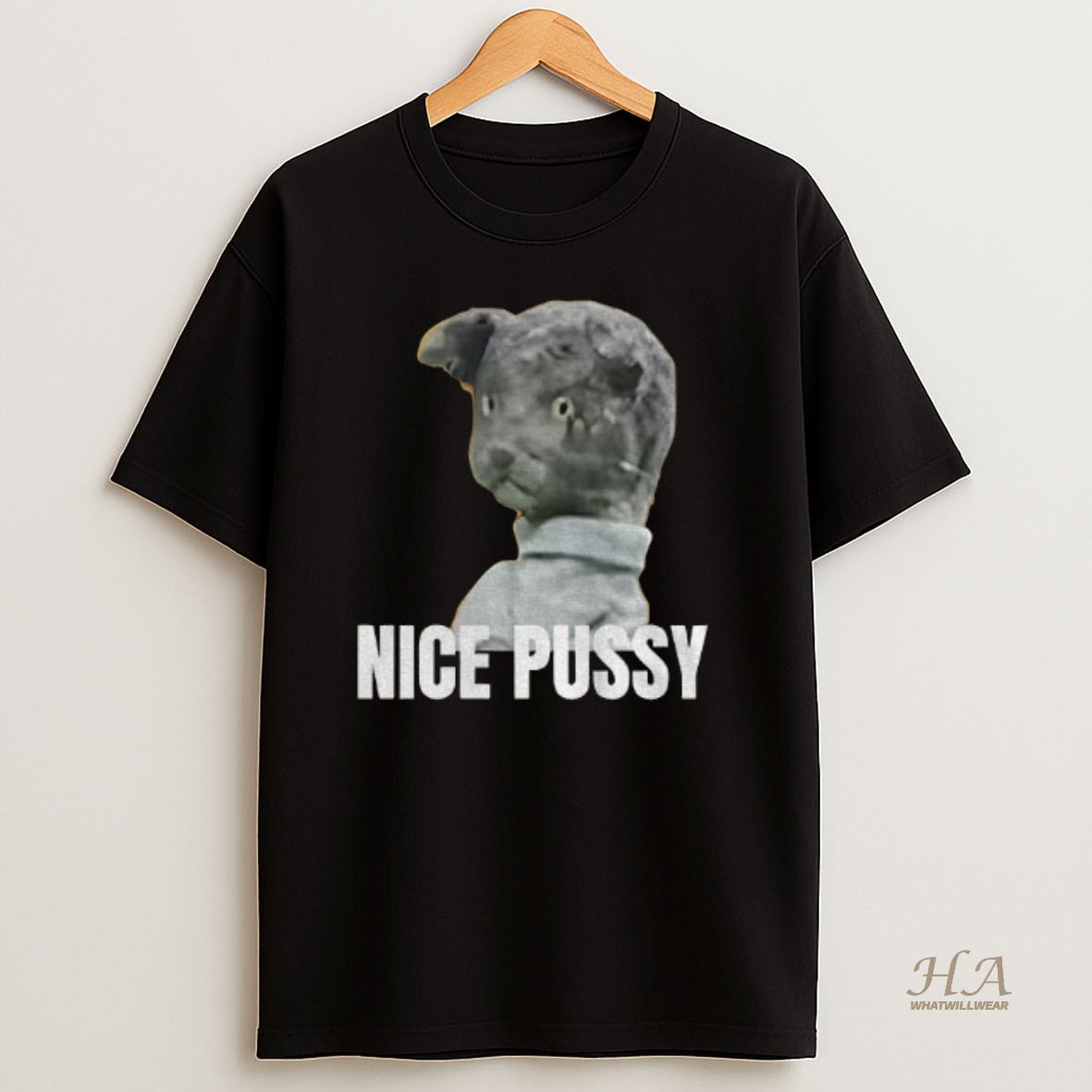 Official Mtht51ni Henrietta Pussycat Mister Rogers Neighborhood Nice Pussy T Shirt