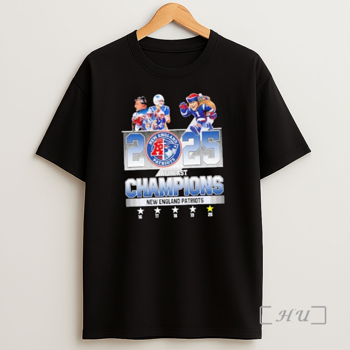 Officials 2025 Afc East Champions New England Patriots Football Graphic Shirt Sweatshirt Tee