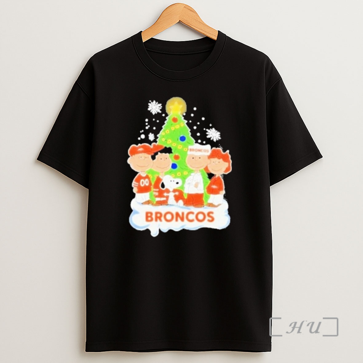 Officials 2025 Snoopy The Peanuts Denver Broncos Christmas Shirt Sweatshirt Tee