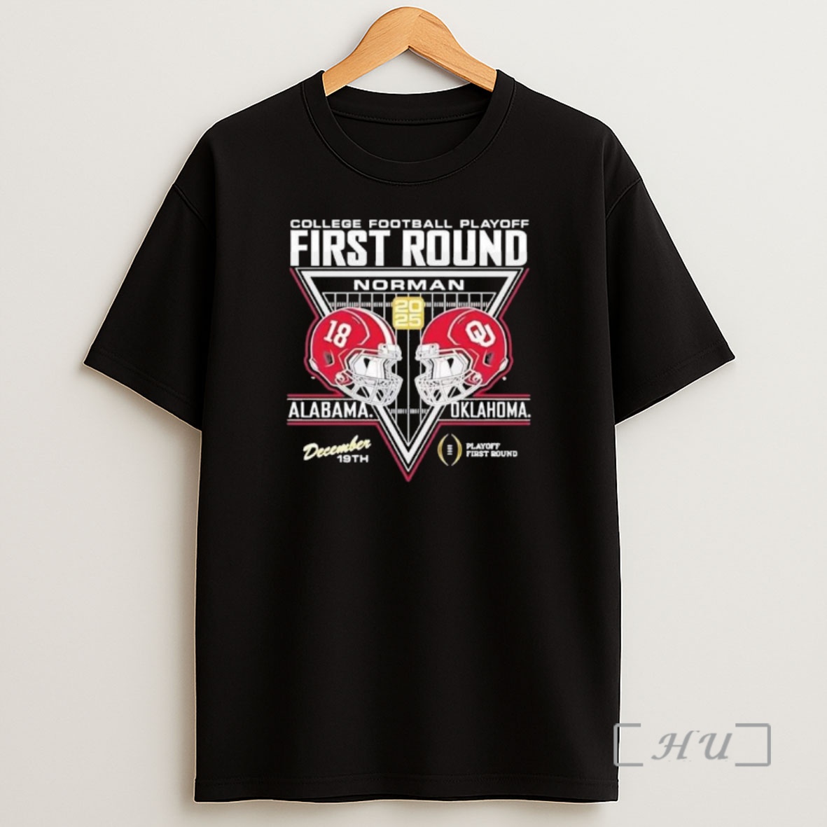 Officials Alabama Crimson Tide Vs Oklahoma Sooners 2025 Cfp First Round Norman Head To Head Helmet Shirt Sweatshirt Tee