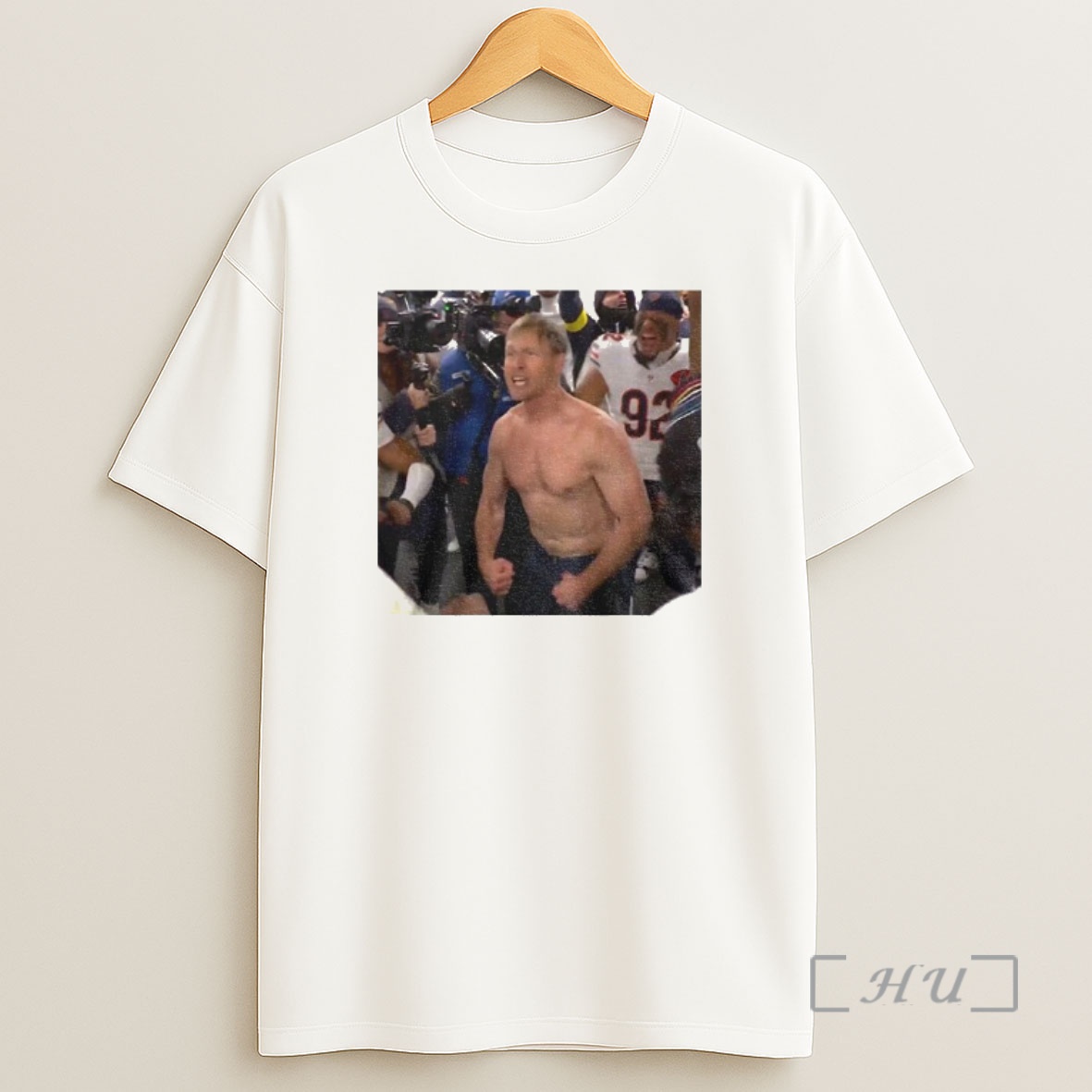 Officials Bears Coach Ben Johnson Shows Off Photo Premium Shirt Sweatshirt Tee