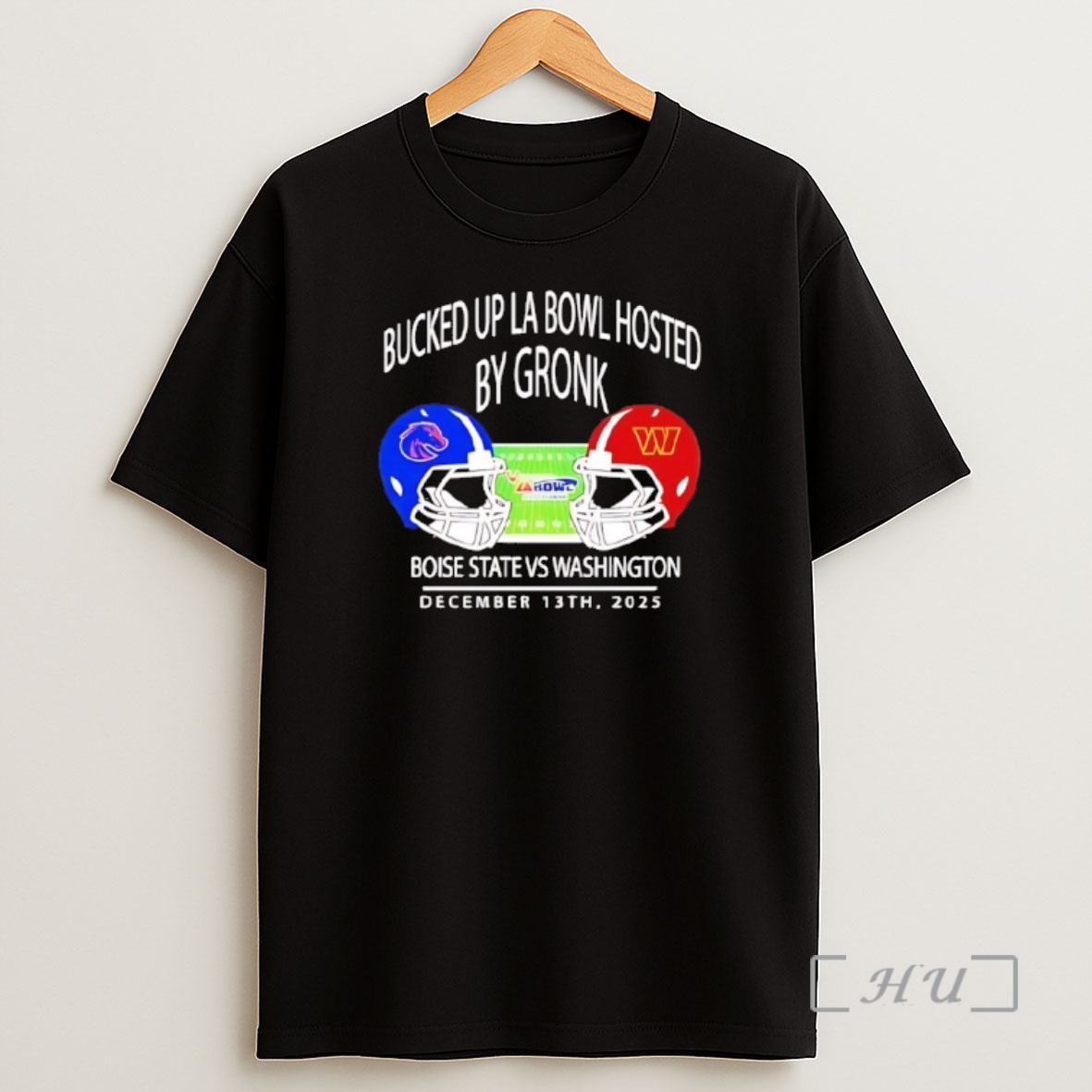 Officials Boise State Broncos Vs Washington Huskies 2025 Bucked Up La Bowl Helmets Shirt Sweatshirt Tee