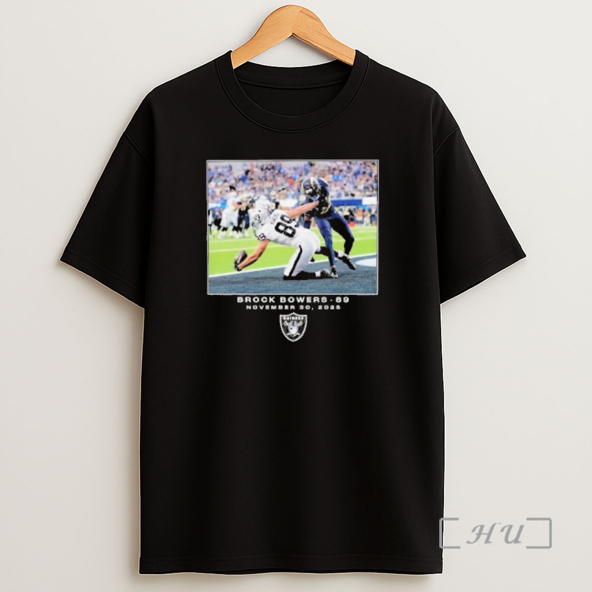 Officials Brock Bowers Las Vegas Raiders Nfl Flash Features Week 13 Premium Shirt Sweatshirt Tee