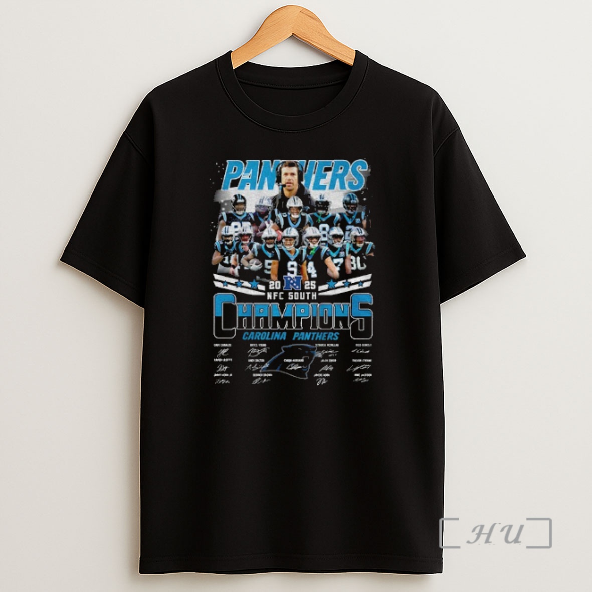 Officials Carolina Panthers Nfc South Champions 2025 Football Signatures Shirt Sweatshirt Tee