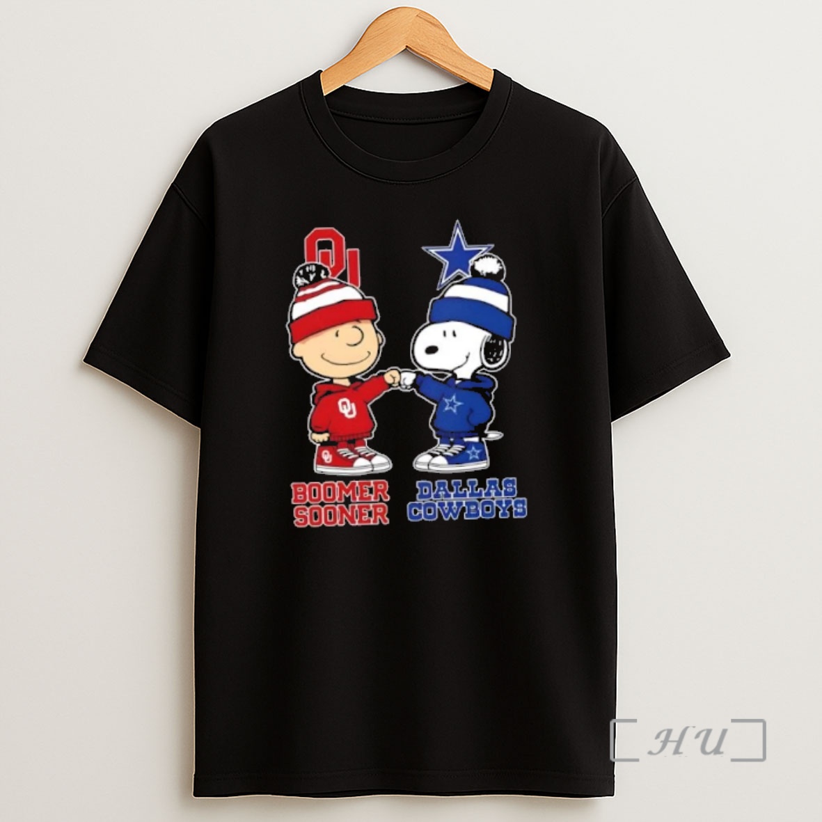 Officials Charlie Brown Fist Bump Snoopy Bommer Sooner X Dallas Cowboys Shirt Sweatshirt Tee