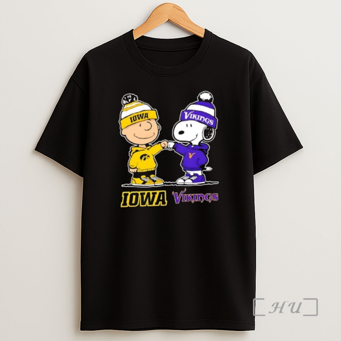 Officials Charlie Brown Fist Bump Snoopy Iowa Hawkeyes X Minnesota Vikings Shirt Sweatshirt Tee