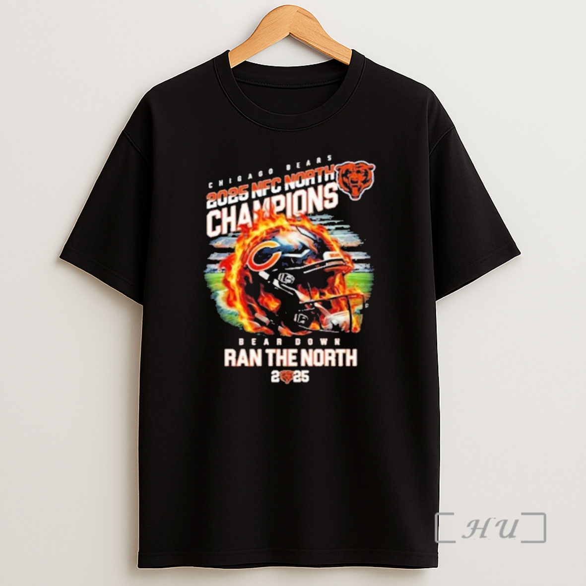 Officials Chicago Bears 2025 Nfc North Champions Bear Down Ran The North Helmet Flames Shirt Sweatshirt Tee