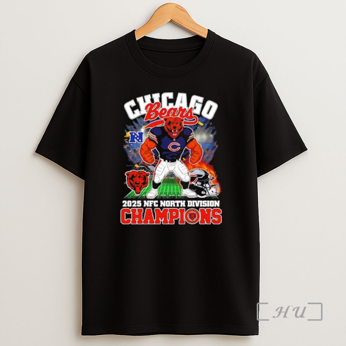 Officials Chicago Bears 2025 Nfc North Division Champions Mascot Graphic Shirt Sweatshirt Tee
