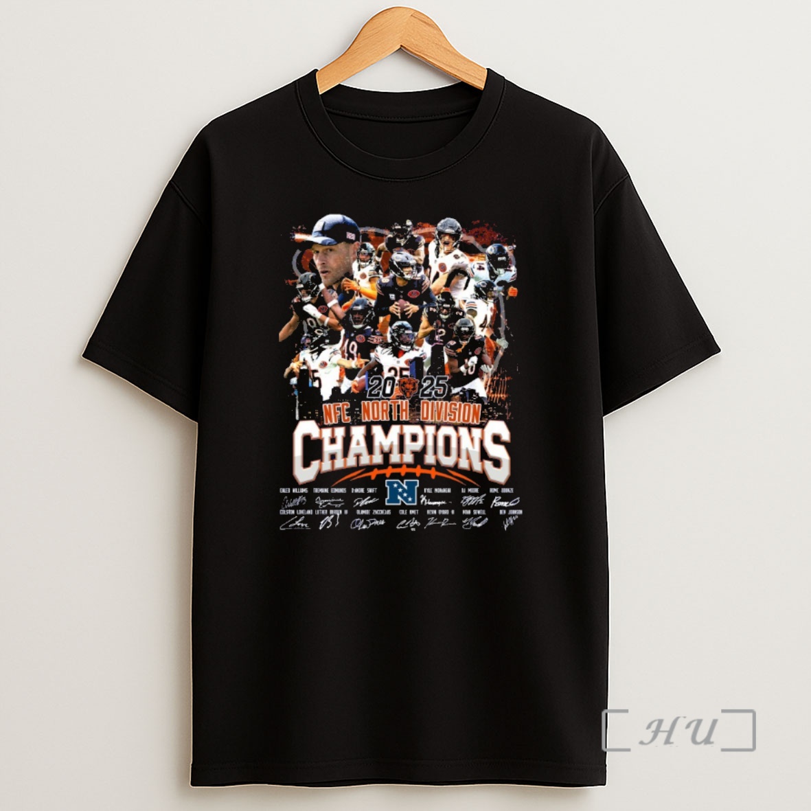 Officials Chicago Bears 2025 North Champions Shirt Sweatshirt Tee