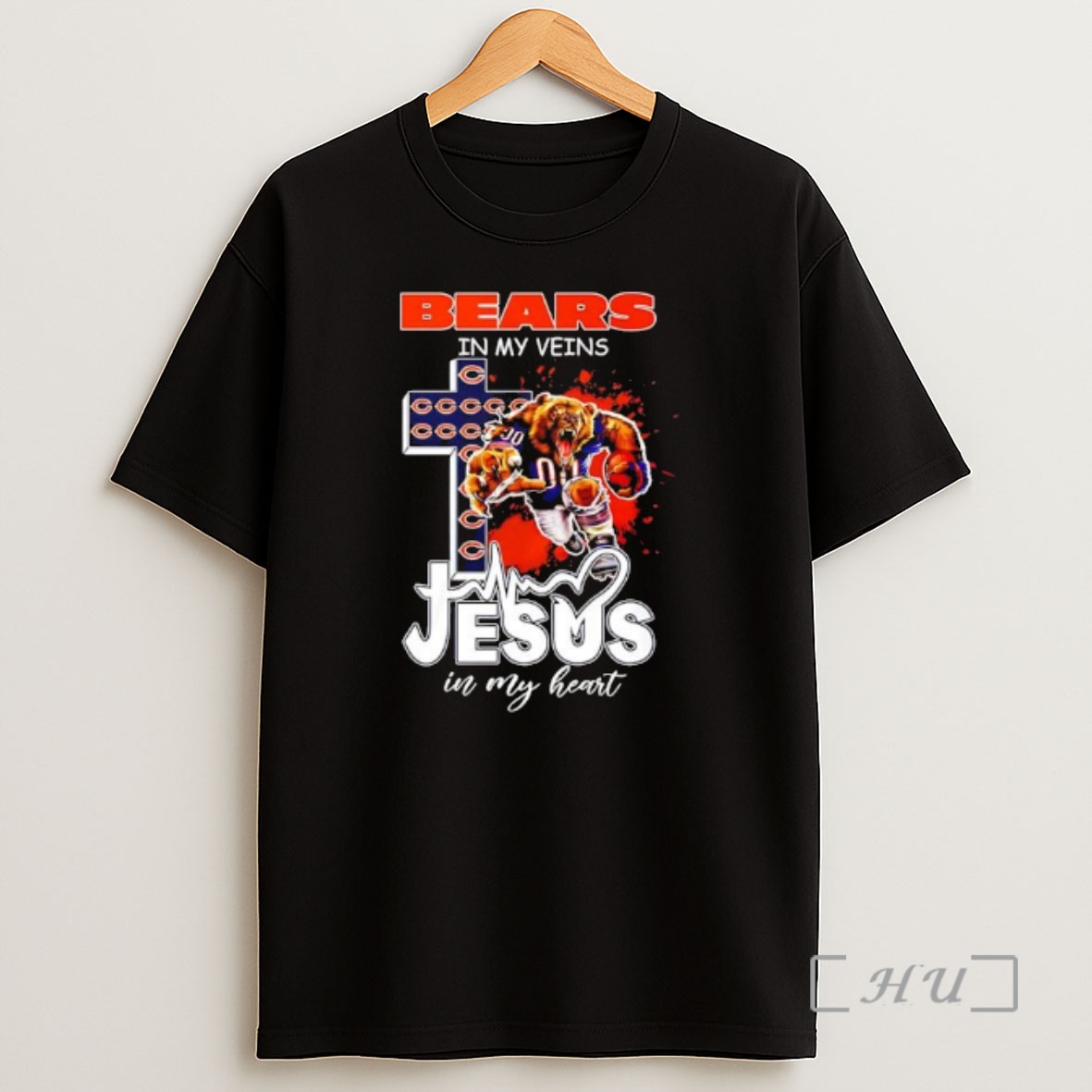Officials Chicago Bears In My Veins Jesus In My Heart Features A Football Player Logos Cross Shirt Sweatshirt Tee