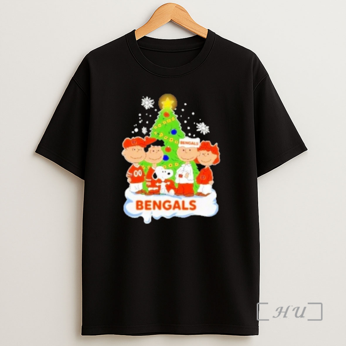 Officials Cincinnati Bengals X Snoopy The Peanuts Merry Christmas Premium Shirt Sweatshirt Tee