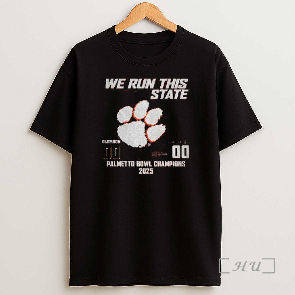 Officials Clemson Tiger Paw Vs South Carolina Gamecocks We Run This State Palmetto Bowl Champions 2025 Premium Shirt Sweatshirt Tee